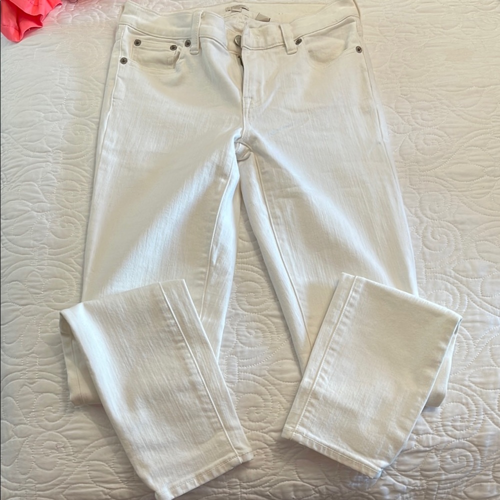 J. Crew White Skinny Leg Jeans Timeless Fit size 25/30